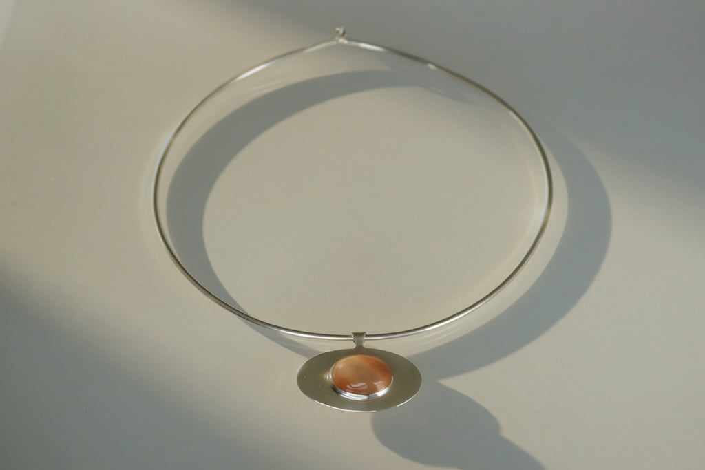 Oval Eye Collar Choker