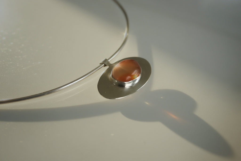 Oval Eye Collar Choker