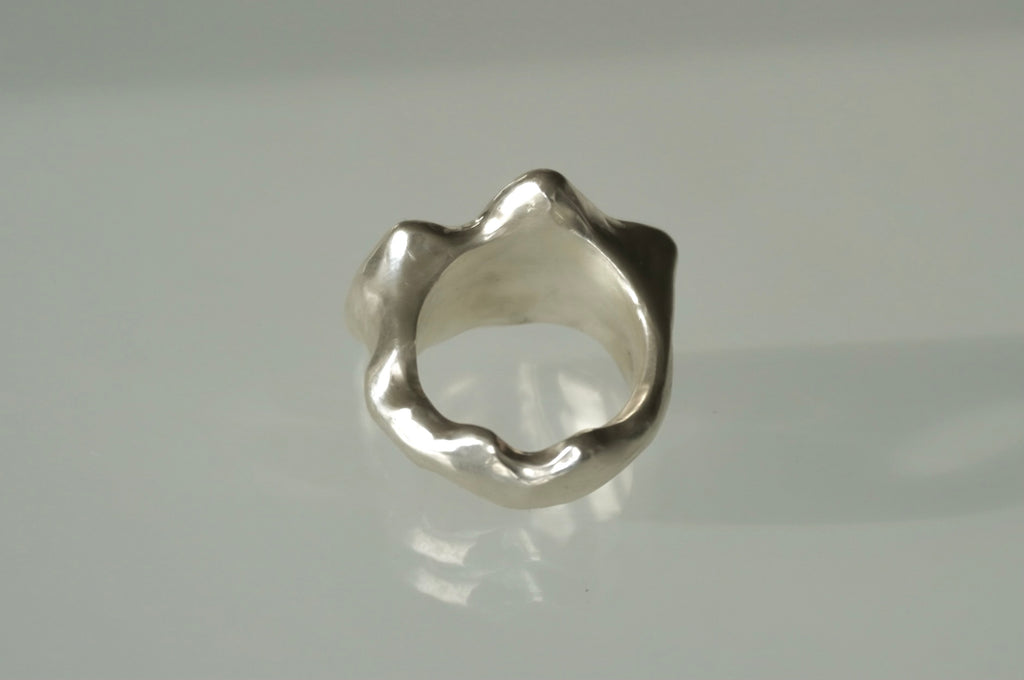 DIVA Ring