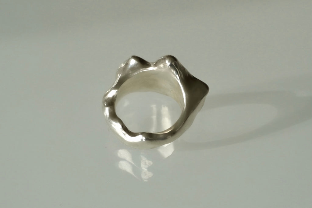 DIVA Ring