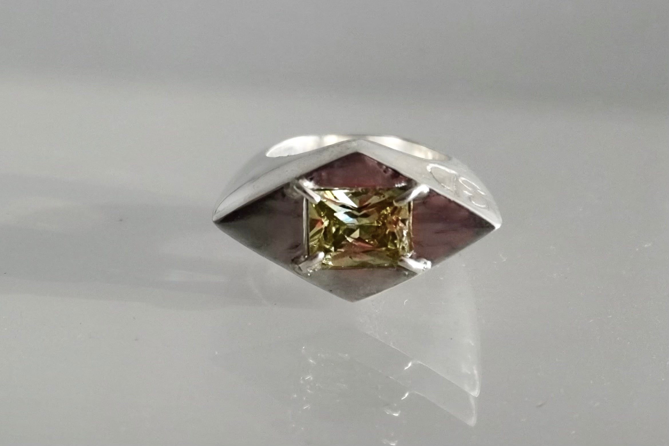 Skammerens Døtre Ring