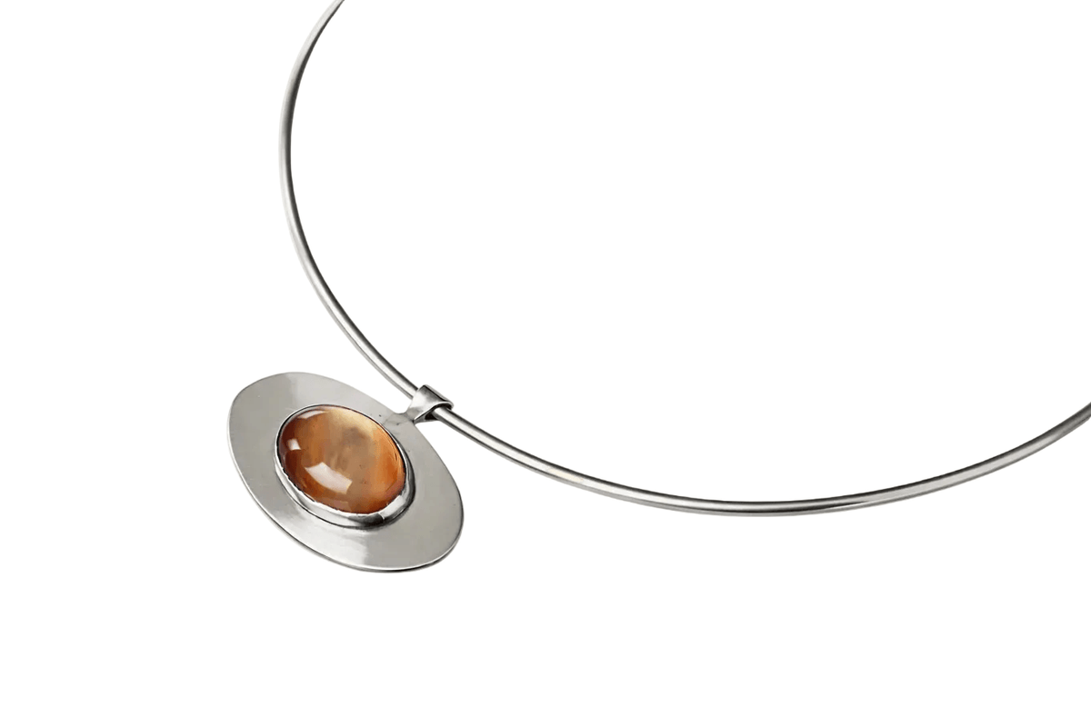 Oval Eye Collar Choker